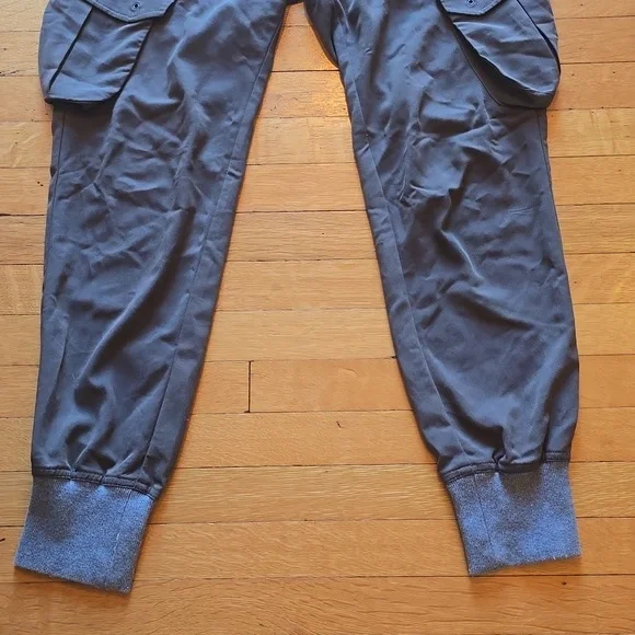 James Jeans, Boyfriend Cargo Military Green Pants, EUC, Women's 26 - Picture 7 of 15